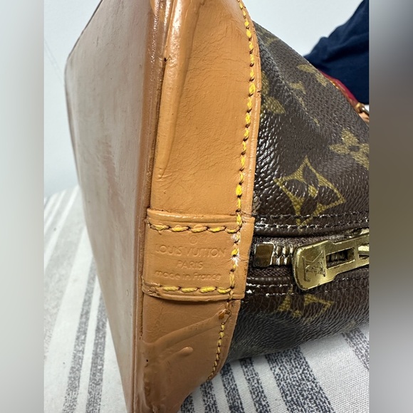 LOUIS VUITTON ALMA PM AUTHENTIC - Picture 9 of 16